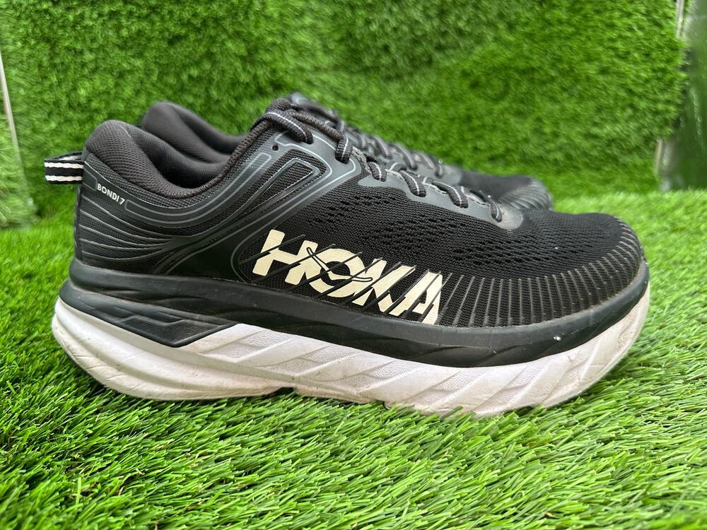 Hoka One One Bondi 7 1110519-BWHT Athletic Sneaker Womens 8 Black Mesh Cushioned